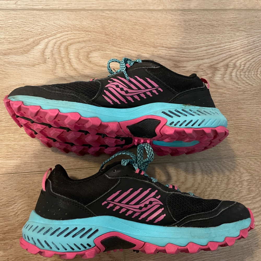 Saucony Womens Excursion TR 15 S10668-38 Black Running Shoes Sneakers Size 8 - Picture 8 of 8